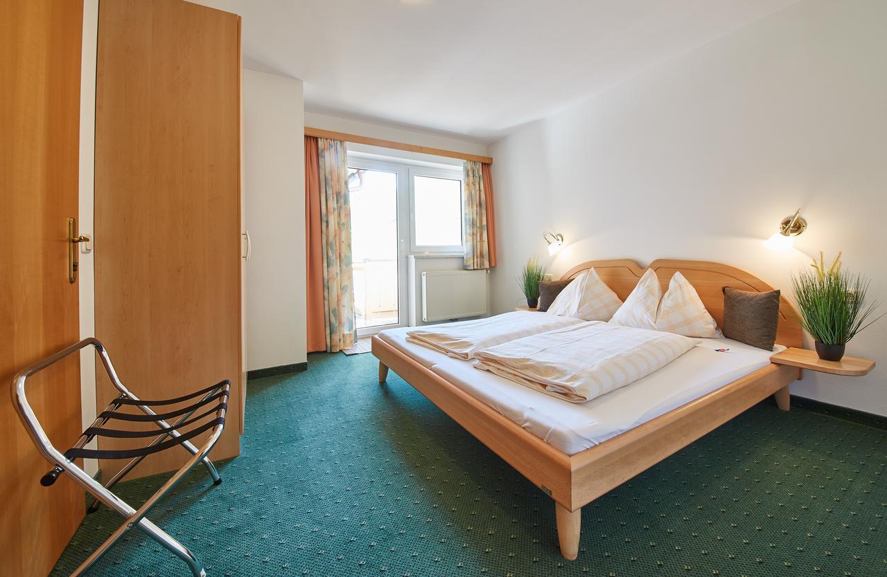 Am Zwoelferkogel Appartements Saalbach-Hinterglemm Exterior photo